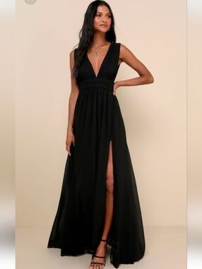 Lulu's Heavenly Hues Black V‑Neck Maxi Dress with High Slit Size Small